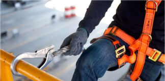 Asekuracja niezbędny atrybut dekarzy i alpinistów