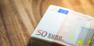 Utrata pracy a posiadanie kredytów