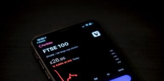 Jak inwestować w akcje emitowane przez przedsiębiorstwa?