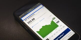 Jakie czynniki wpływają na cenę emisyjną akcji?