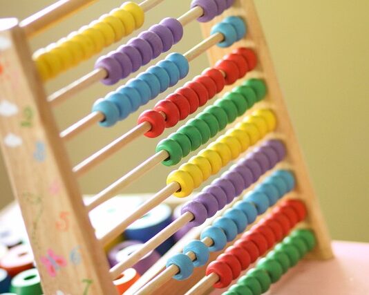 Kiedy dziecko umie liczyć do 100? Kiedy dziecko umie liczyć do 100?