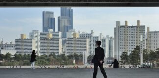 Jak założyć Moodle?