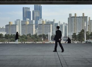 Jak założyć Moodle?