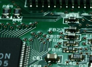 Czym zajmuje się elektrotechnika? Czym zajmuje się elektrotechnika?