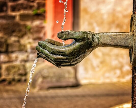 Jakie są funkcje ekonomii?