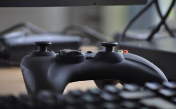 Jak z punktu widzenia ergonomii powinno być zaprojektowane stanowisko pracy?